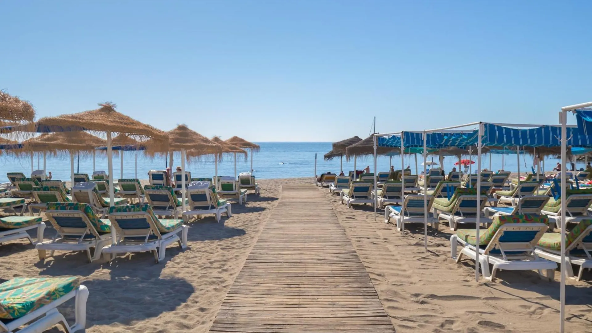 Beautiful & Fully Renovated 2Bd Apt - In City Center - 20 Meters From Beach Fuengirola 0*,  Spain
